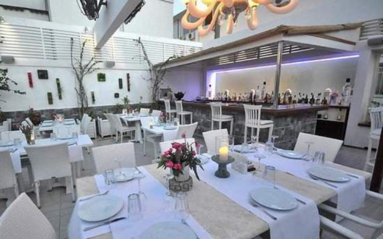 Elado Bodrum Restaurant Bar