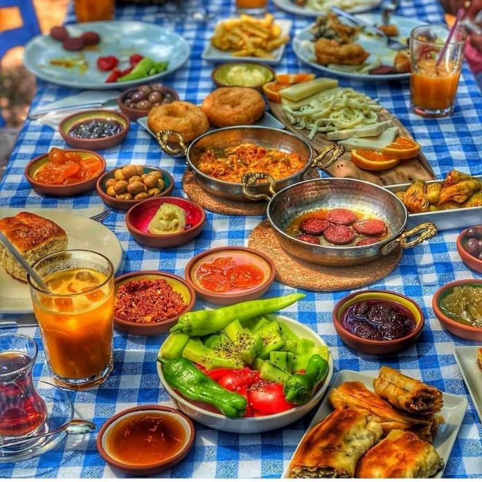 Kuytu-Bahce-Kahvalti-3 Kuytu Bahçe Kahvaltı