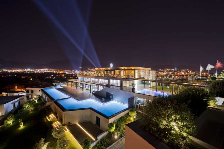 The Club Restaurant / Ramada Resort Bodrum