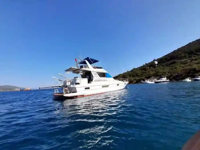 Tekne-6 Bodrum Günlük Özel Tekne Kiralama