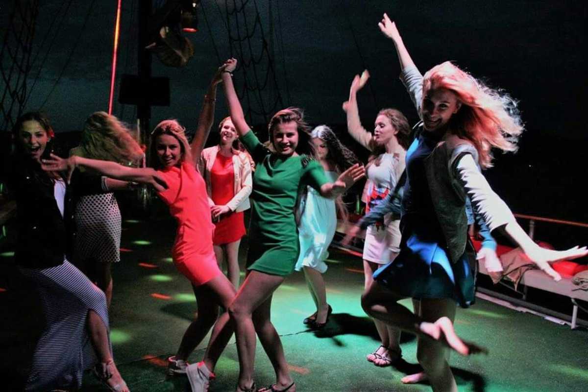 Black Angel Parti Teknesi